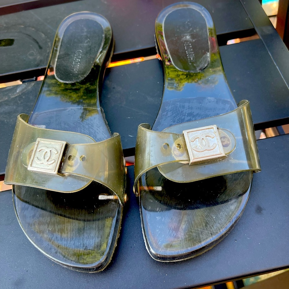 Chanel slip on